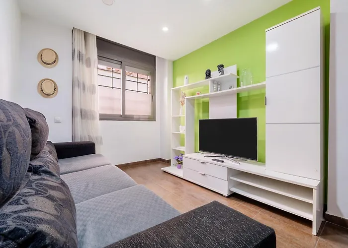 Vendrell Centre Apartment